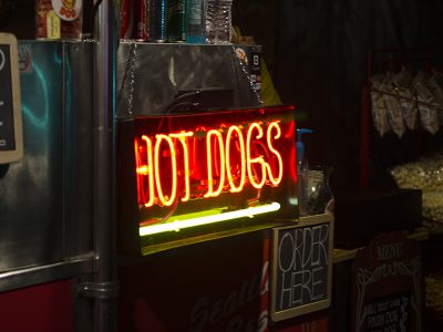 Hot Dogs (neon)